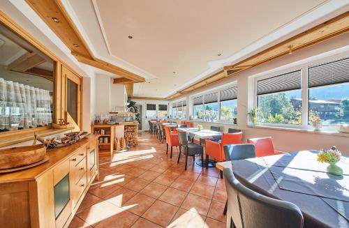 Food and beverages, Am Zwolferkogel Appartements in Hinterglemm