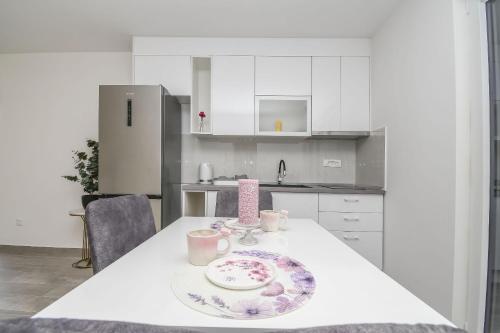 Oprema, Apartments Castel L in Kaštel Lukšič