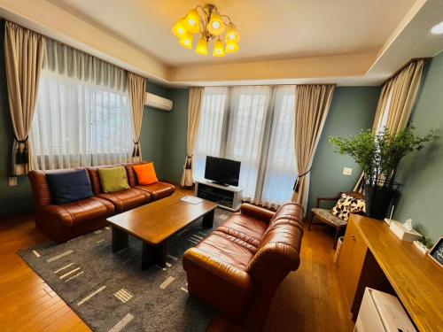 하코다테 숙소 비교: AOI 사우나 스파 & 도그 빌라 vs 유카라야 상세 이미지