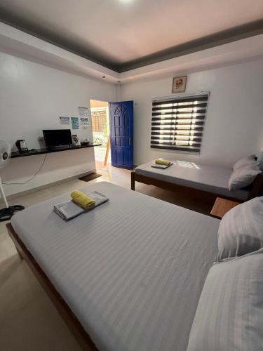 room detail thumbnail 0