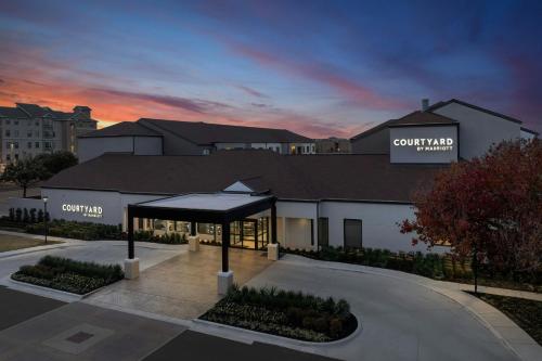 Courtyard by Marriott Waco, Waco