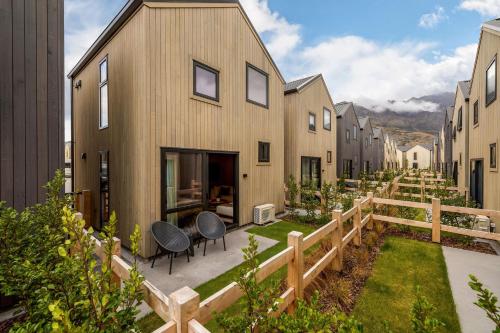 Kauri Villa Queenstown - with parking - image 7