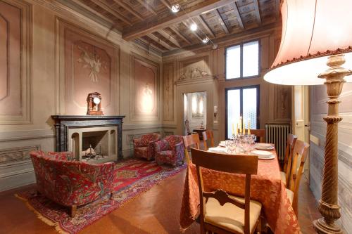 Palazzo Bucciolini, Florencie (fotografie 8)