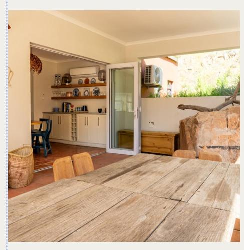 Kerala Cottage - farm charm inspired self-catering in Brīdrivera