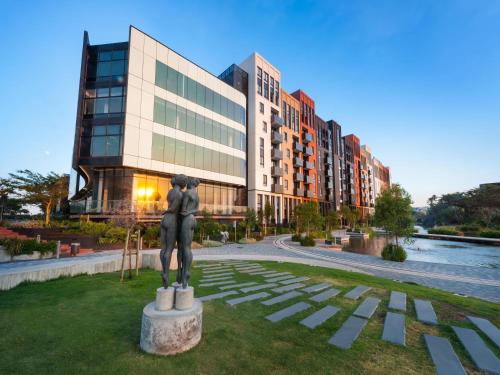 Century City Hotel Bridgewater - image 9