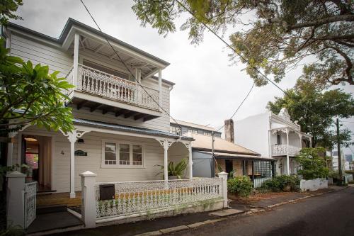 Balmain Enclave in Balmain
