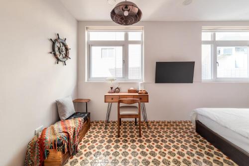 Tainan Love & Friendship Smart Stay - image 2