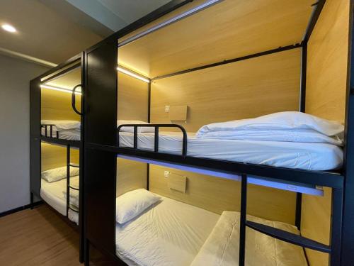 Mini Urban Guest House in บันดาร์เสรีเบกาวัน