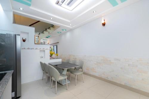 Nha pho Nguyen Truong To in Phường 3