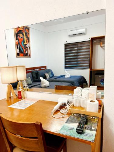 room detail thumbnail 2