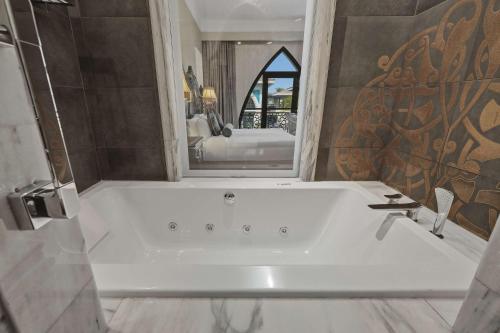 Zabeel Saray Royal Residences Lagoon Villa, Dubaj (zdjęcie 5)