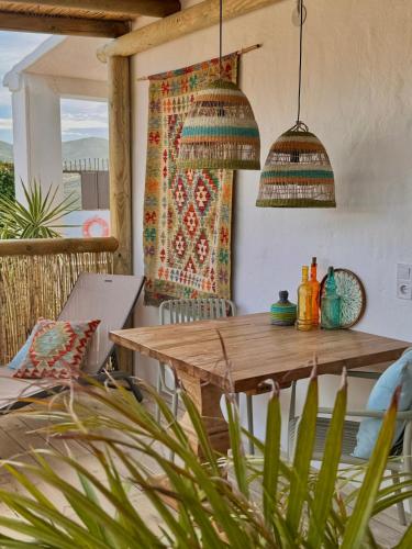Casa Bambú Boutique Studios Andalusië with pool and Mountain Views 5