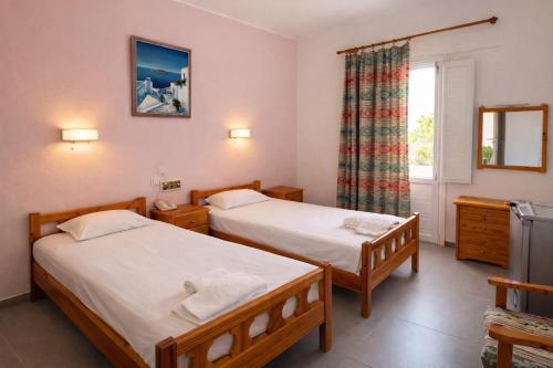 Babis Hotel – Karterados, UT