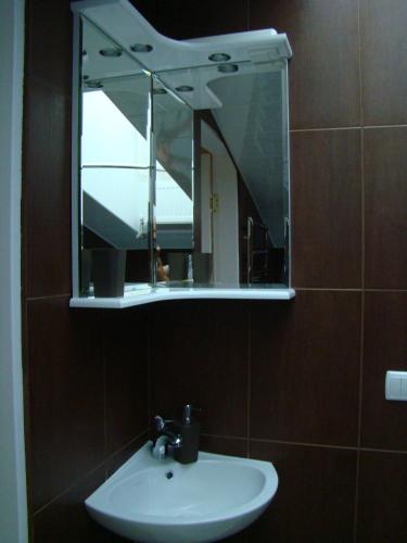 Mansard Apartment - image 5