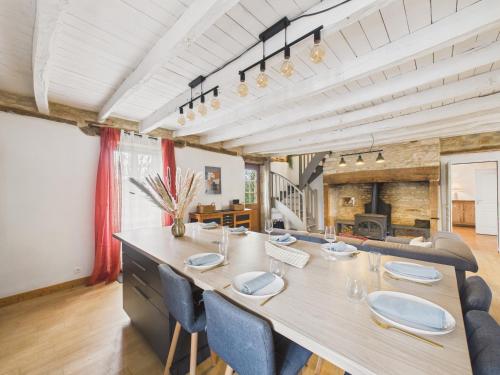 Iekārtas, Superbe maison avec piscine et jardin pour 8 in La Dornac