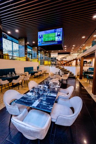 Business Hotel Conference Center & Spa in 特尔古穆列什