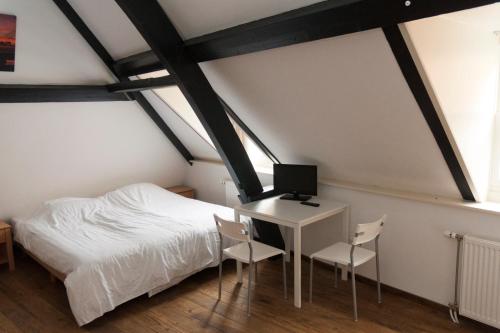 City Hostel Vlissingen - image 12