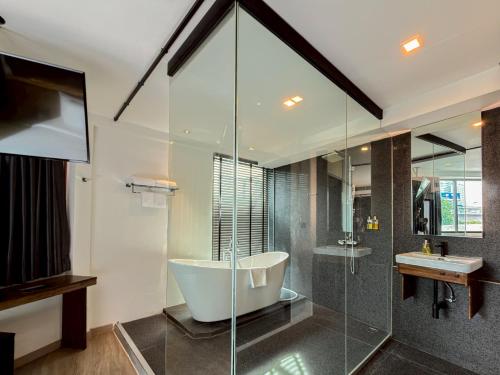 Facilities, Hotel Ordinary Bangkok in Pratunam