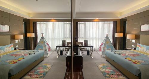 room detail thumbnail 1