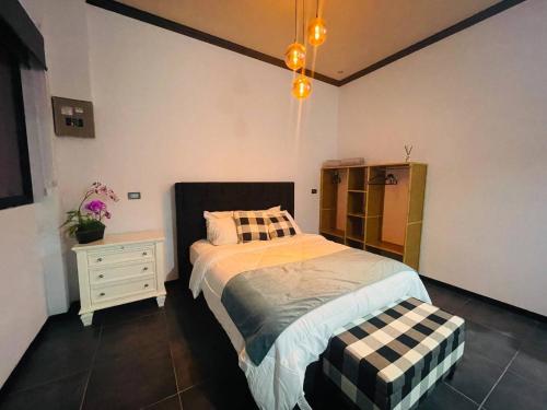 Cozy and Central Apartment in Alajuela, Perfect for Families – khách sạn tại Carmen
