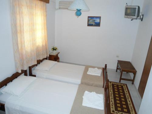 Evi Apartments And Studios - image 13