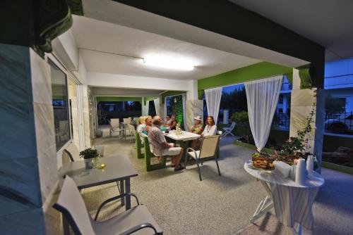 Attractions, Dionisos Elia in Chalkidiki