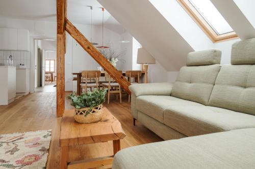 Apartmaji Matec in 波霍列山區洛夫倫茨