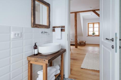 Apartmaji Matec in 波霍列山區洛夫倫茨