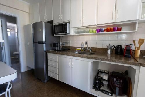 Kitchen, Cobertura Duplex com piscina a 200m da Praia near Steam train pavillion