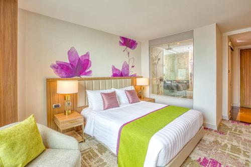 room detail thumbnail 0