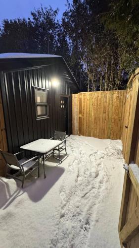 Cozy Studio Retreat in Scenic Georgina, Canada in Georgina (ON)