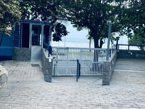 Oceanfront! Direct access to Tombo Beach Blue Flag near Quiosque Dinho's