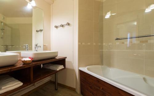 Bathroom, Residence Le Chamois d'Or in Saint-Martin-de-Belleville