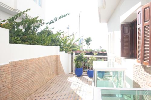 Instalaciones, Pasta Plaza in Asilah