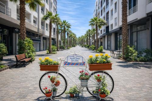 Vista exterior, Walkable, Beach in 2, Terrace, DW, AC, PS4, WiFi in Mohammedia