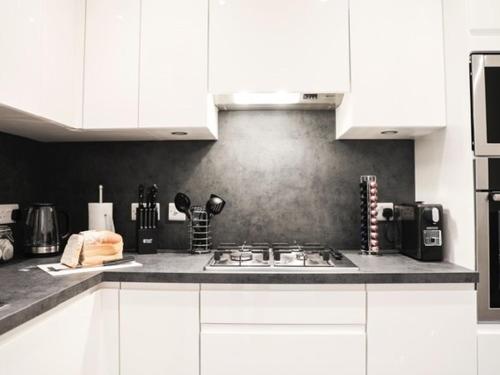 Casa Fresa - King Street Apartments - main image