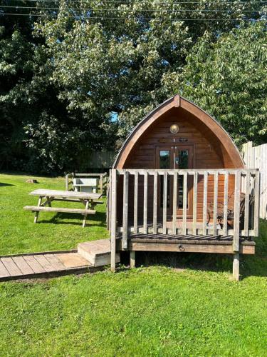 Orchard Hideaways Room Type - Lord Derby Camping Pod