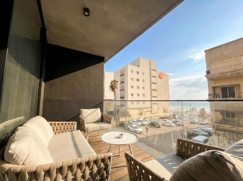 SeaView Beach Front 3BR TLV By SweetyGuest - image 2