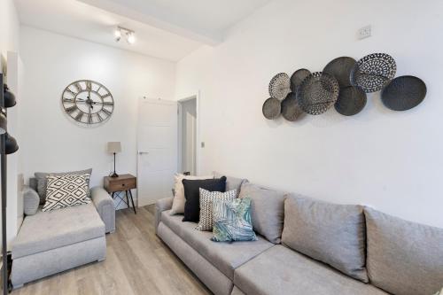 Apartment - Sleeps 11 - Hampstead HighStreet 5mins - image 2