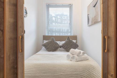 Apartment - Sleeps 11 - Hampstead HighStreet 5mins - image 4