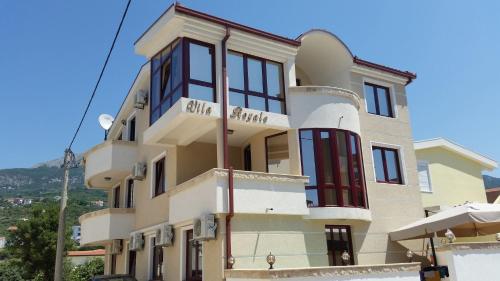 Apartments Villa Royale