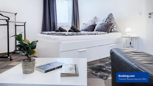 Kassel - Gemütliches Apartment mit Parkplatz, Self-Check-in & Wlan - OneN8 in Fuldatal, Deutschland