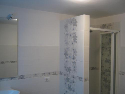 2 twin beds