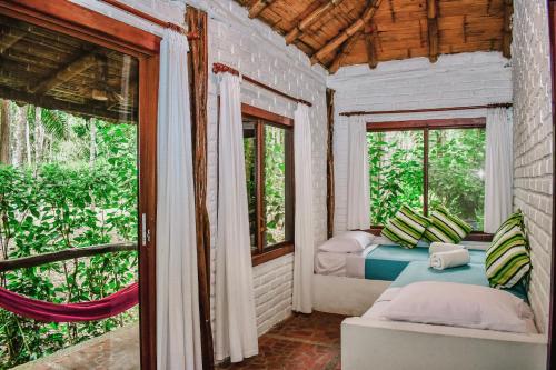 El Campito Lodge in Puerto Lopez