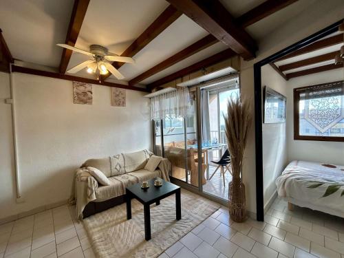 Appartement 2 pièces mezzanine 6 couchages CAP D'AGDE CT045-193