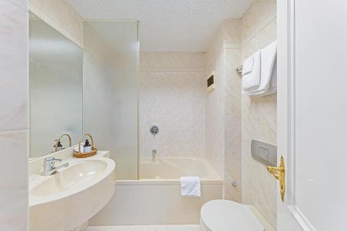 Hotel Mozart Room Type - Standard Double Room
