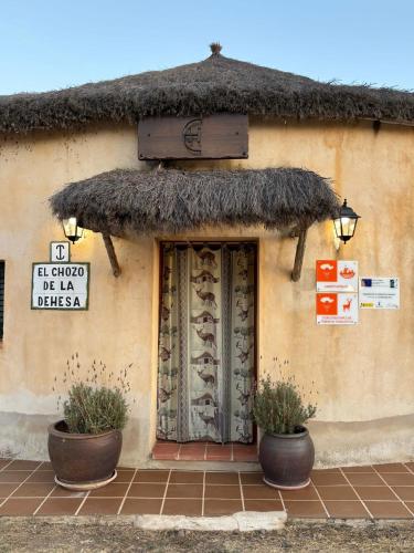 ALOJAMIENTO TURISTICO- AGROTURISMO Dehesa La Pared in Chillón