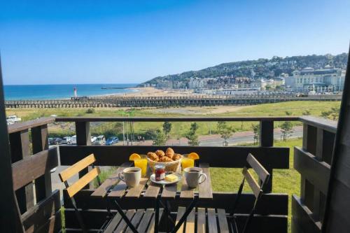 Studio superbe vue mer Port-Deauville, proche Plage, centre-ville et casino