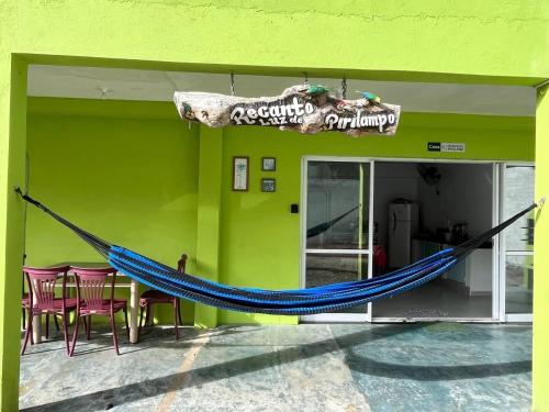 Casa e kitnets a 600 metros de 3 praias – khách sạn tại Praia Pereque-Mirim
