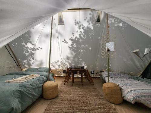 Safari Tent DeLuxe - La Boheme - on Campsite in Saint Robert, Camping Florecer in Segonzac (Limousin)